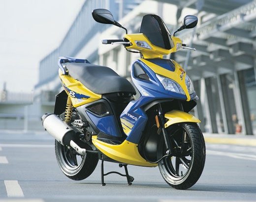 7202_kymco_moped_520