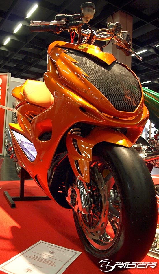 aeroxnr2pic2_946_01