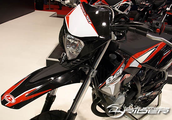 beta_rr_motard_50_trackfront_550