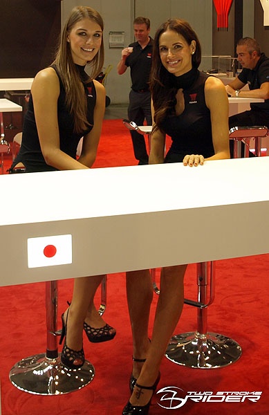 eicma_2014_yuasamodell_600