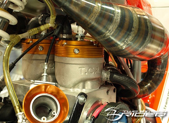 malagutif12v4enginepackzoom_550