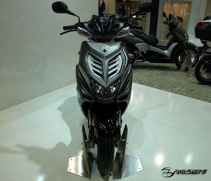 yamaha_aerox4_2014_2_700